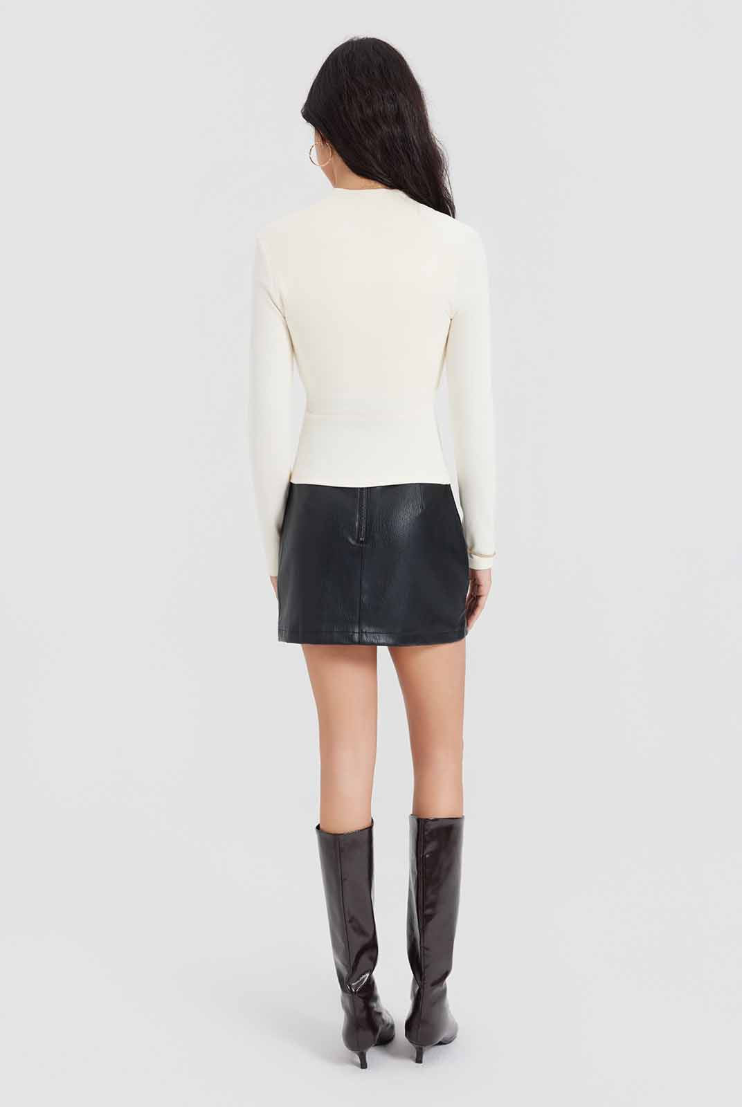 ASOBIO Square-Neck Fitted Longsleeve Top