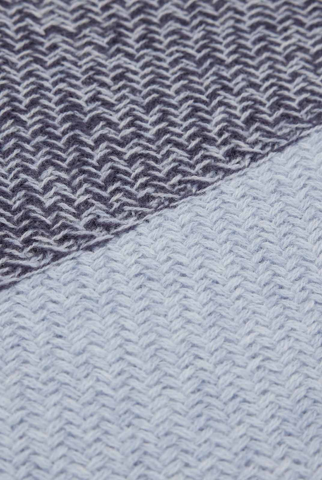 ASOBIO 100% Wool Colorblock Turtleneck Sweater