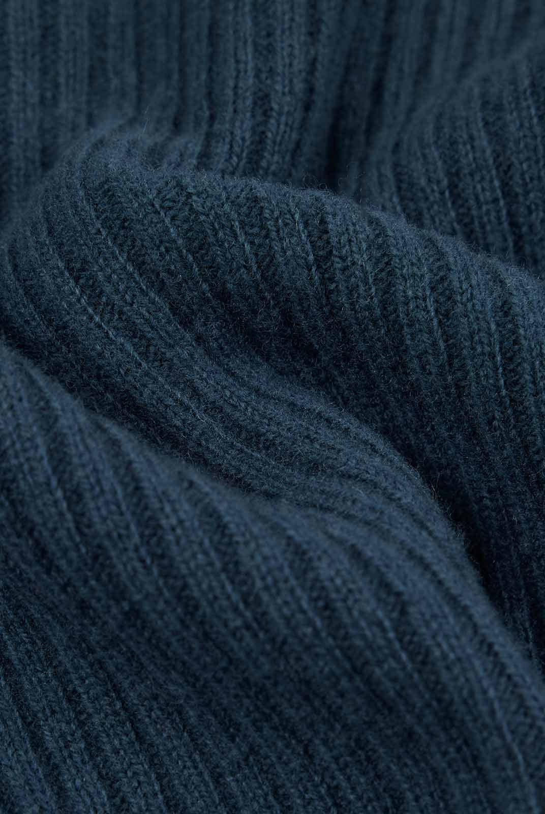 ASOBIO 100% Wool Turtleneck Sweater