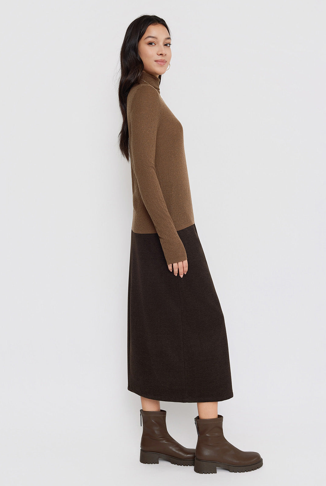 100% Extra-Fine Merino Wool Turtleneck Sweater