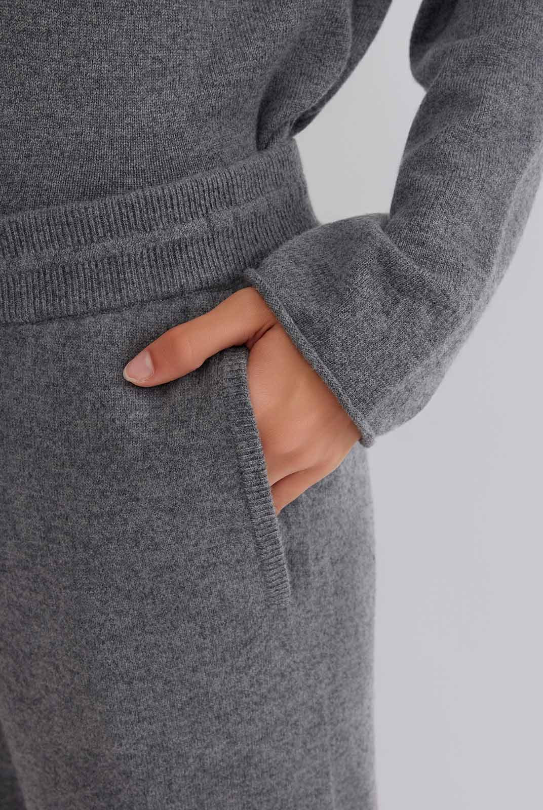 ASOBIO Wool-Cashmere Knit Pants