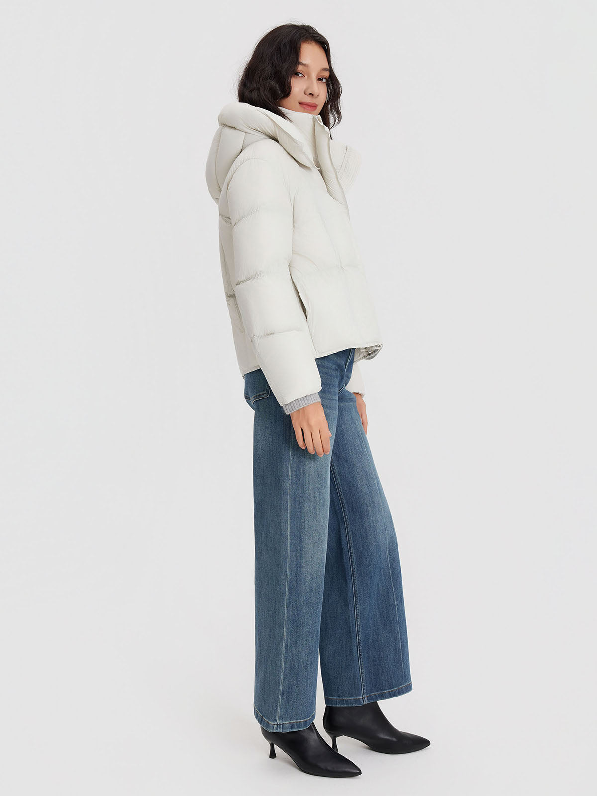 ASOBIO Cropped Hooded Down Puffer