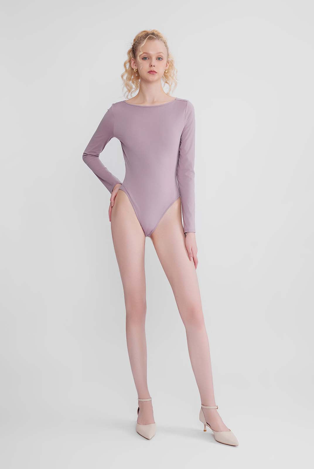 Body-hugging Boatneck Long-Sleeve Bodysuit