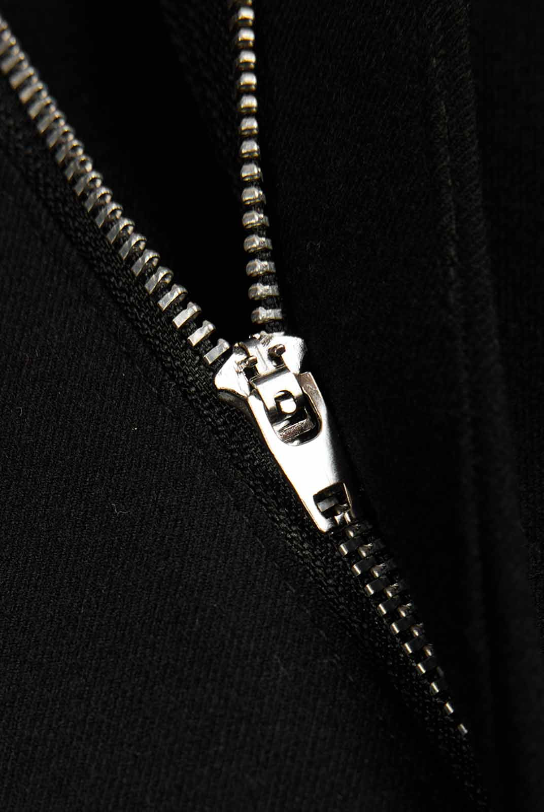 Mid-Rise Barrel-Leg Off-Duty Pant