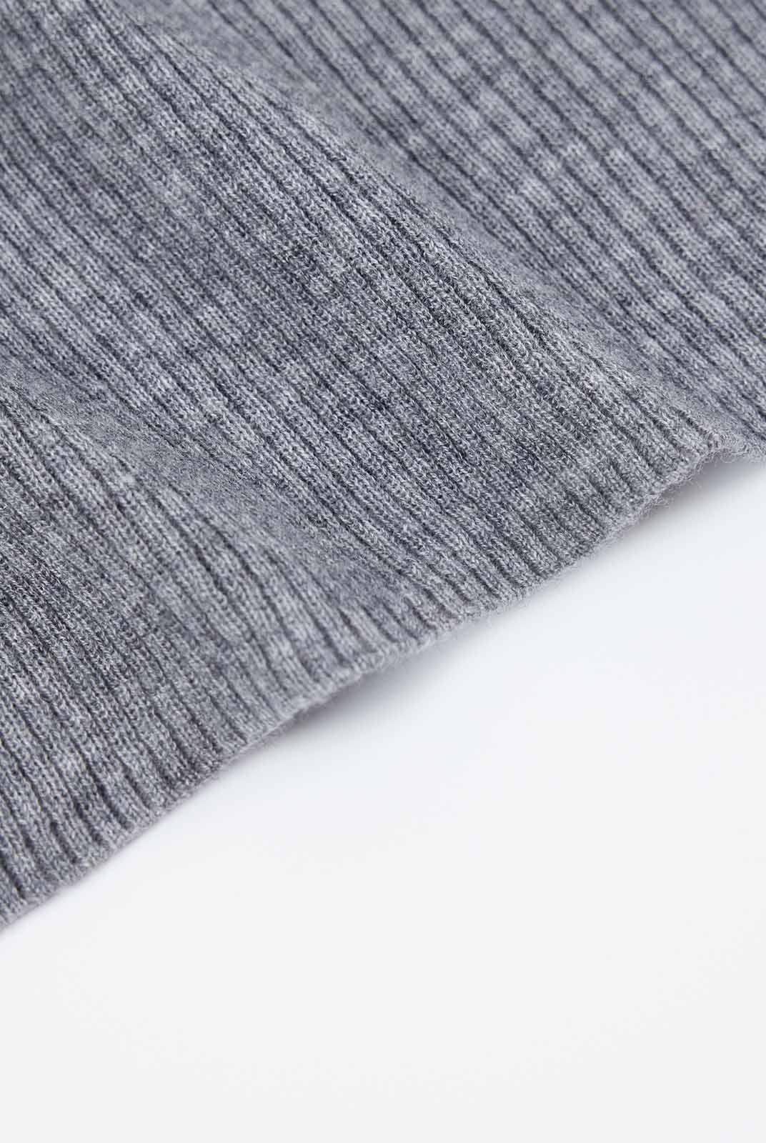 Lightweight merino V-Neck Ribbed Wool Knit Top