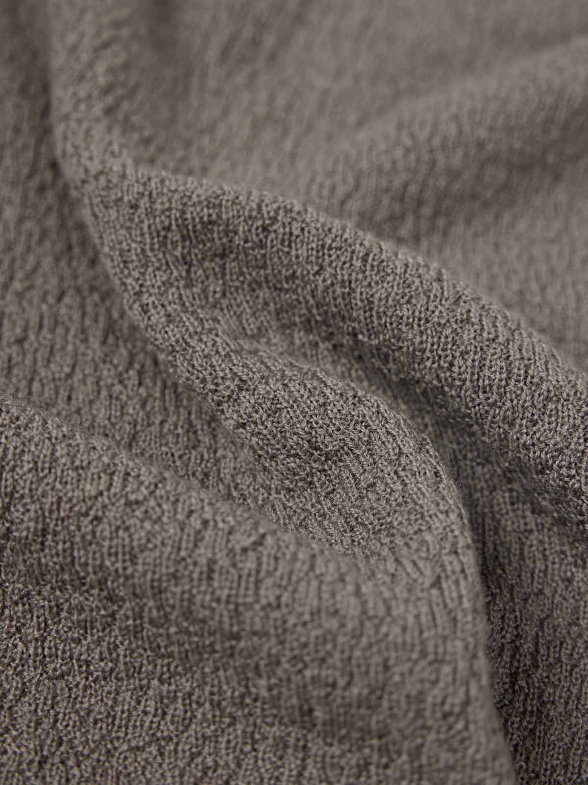 100% Extra-Fine Merino Wool Turtleneck Sweater