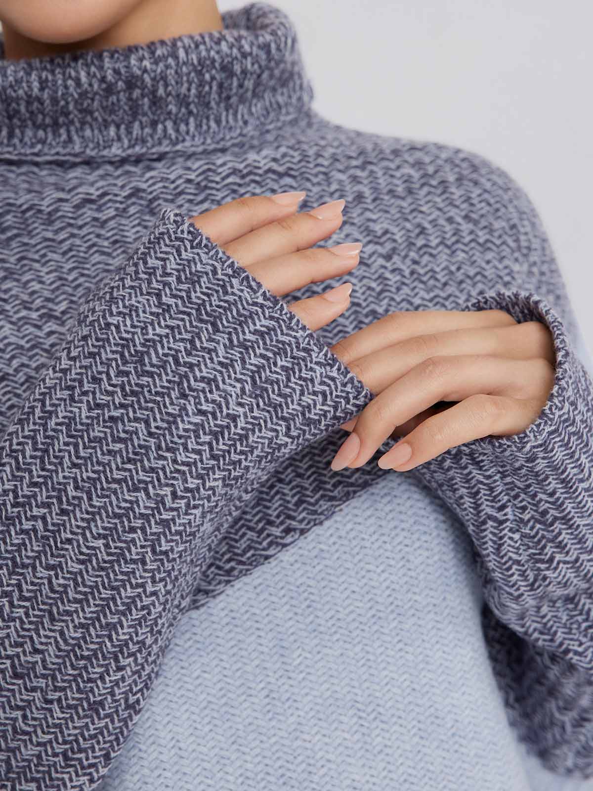 ASOBIO 100% Wool Colorblock Turtleneck Sweater
