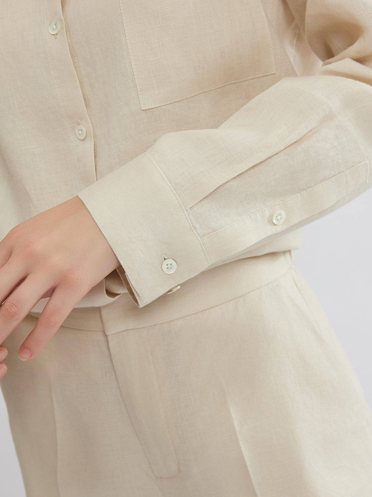 100% Linen Button-Up Shirt