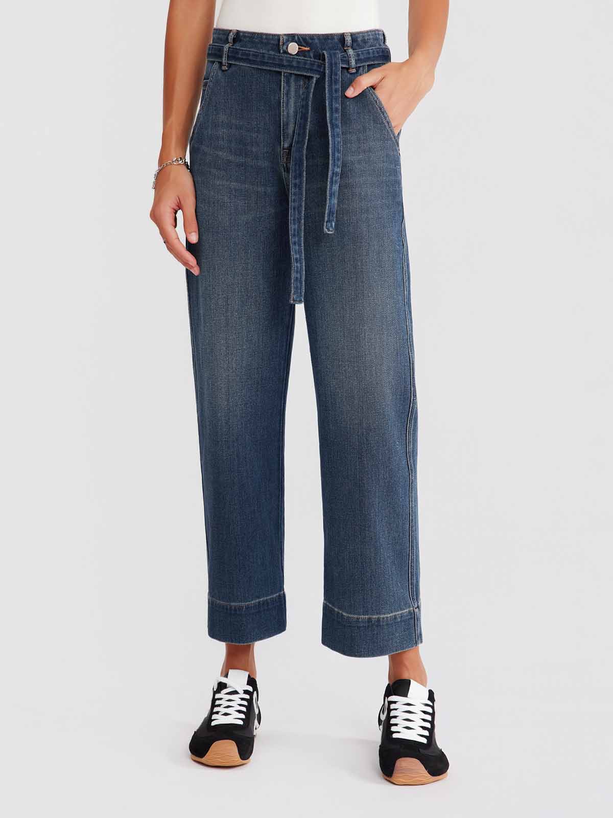 ASOBIO Cropped Four-Way Stretch Jeans with Belt