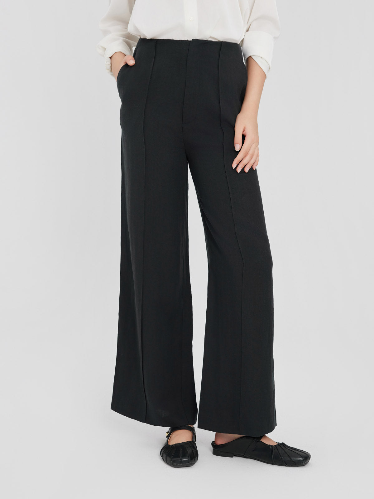 ASOBIO Straight-Leg Minimalist Trousers